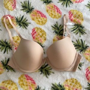 NWOT DKNY nude bra 32D